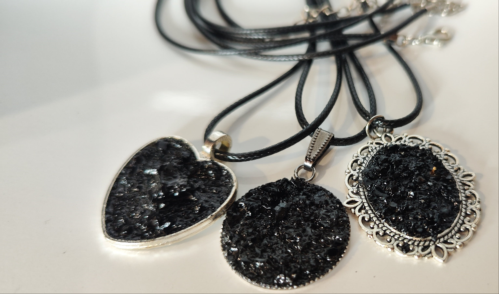 bracelet leather black natural stone special xmas gift for him boys men jewelry luxury special gift holidays coal kuolmi zapestnica za moške moška zapestnica komplet črn nakit božično darilo zanj bozic darilo za oba premog kuolmi marjeta hribar