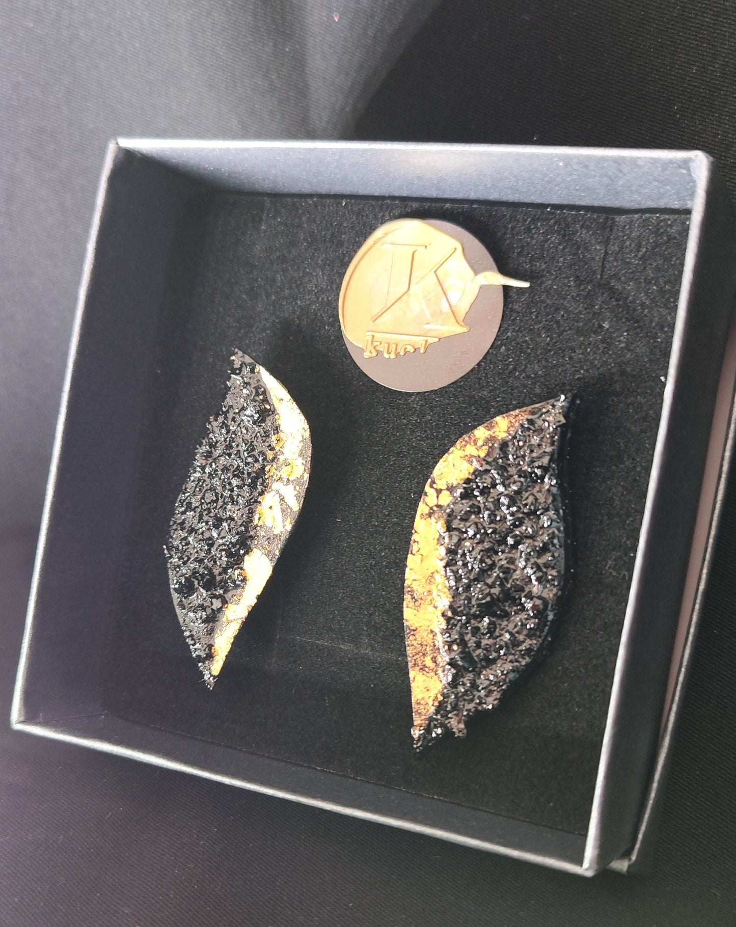 earrings, earrings set, etsy, butterfly, charms, stainless steel, for oval face, long drop, luxury, love, large, black, brands, bridal, big, modern, violet, gold, silver, black, rosegold, round, round face, unique, european, clip on, handmade, jewelry, jewellry, kpop, nz, pinterest, shop, sunflower, type, titanium, uhani, viseči, srebrni, zlati, vijolični, kirursko jeklo, za pripet, rože, roze, roza, ročno delo, antialergijski, medicinski, kamen, naravni, narava, belo zlato, premog, kuolmi, marjeta hribar,