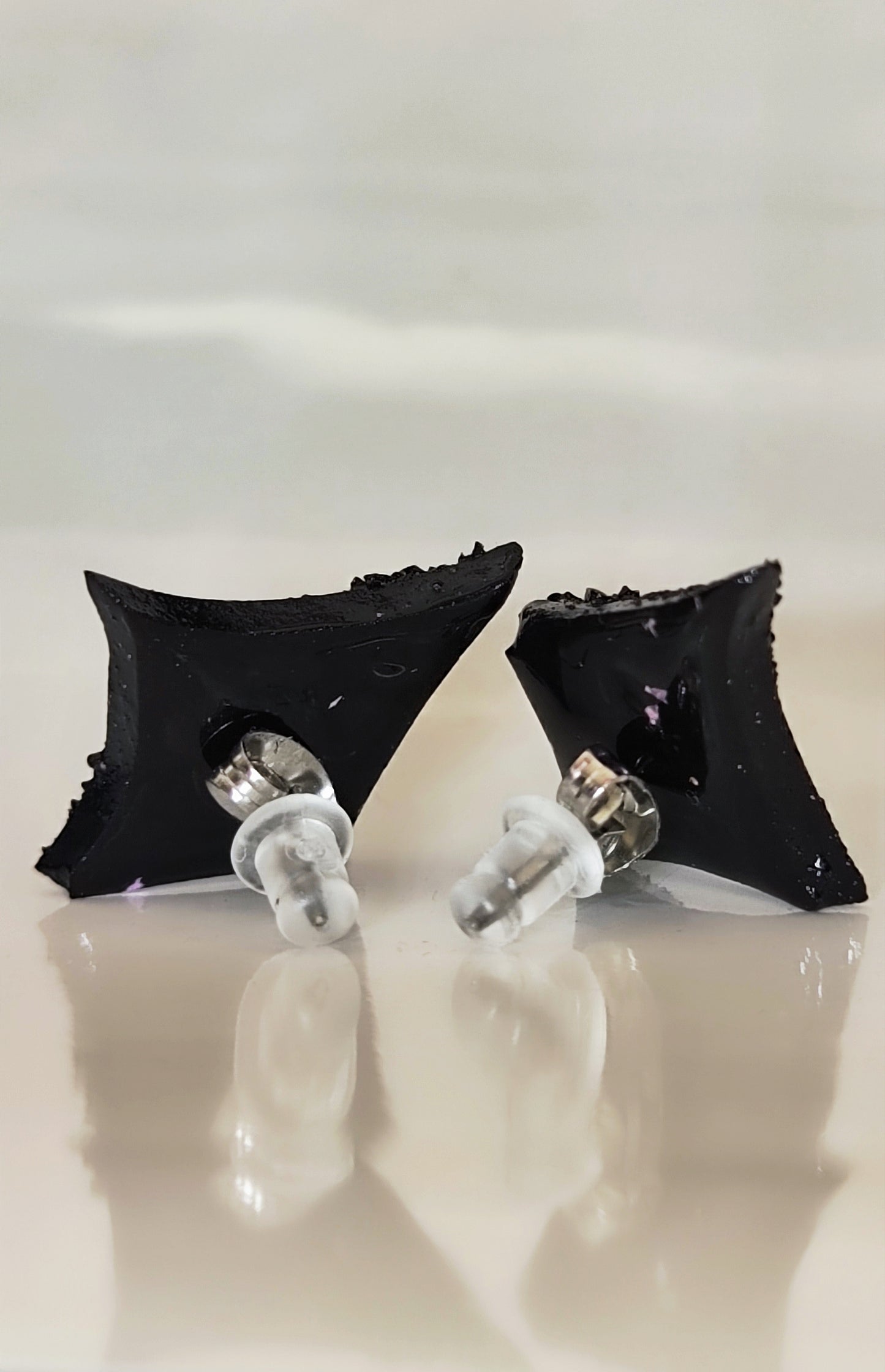 earrings, earrings set, etsy, butterfly, charms, stainless steel, for oval face, long drop, luxury, love, large, black, brands, bridal, big, modern, violet, gold, silver, black, rosegold, round, round face, unique, european, clip on, handmade, jewelry, jewellry, kpop, nz, pinterest, shop, sunflower, type, titanium, uhani, viseči, srebrni, zlati, vijolični, kirursko jeklo, za pripet, rože, roze, roza, ročno delo, antialergijski, medicinski, kamen, naravni, narava, belo zlato, premog, kuolmi, marjeta hribar,