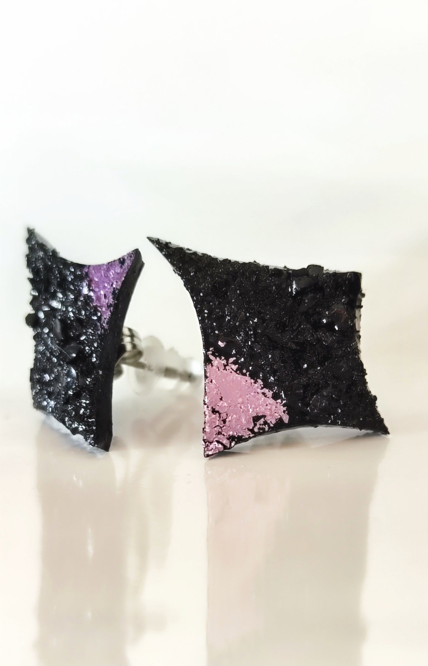 earrings, earrings set, etsy, butterfly, charms, stainless steel, for oval face, long drop, luxury, love, large, black, brands, bridal, big, modern, violet, gold, silver, black, rosegold, round, round face, unique, european, clip on, handmade, jewelry, jewellry, kpop, nz, pinterest, shop, sunflower, type, titanium, uhani, viseči, srebrni, zlati, vijolični, kirursko jeklo, za pripet, rože, roze, roza, ročno delo, antialergijski, medicinski, kamen, naravni, narava, belo zlato, premog, kuolmi, marjeta hribar,