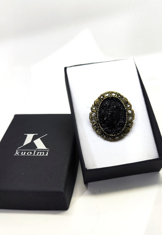 broška staro zlato ogrlica verižica premog rustik uhani darilo kuolm broska verizica crna posebno darilo unikat znizano popust nagradna igra