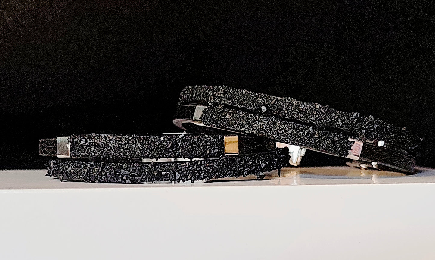 Leather Bracelet with Coal Accent
A refined blend of heritage and modern design. Handcrafted from premium leather, this bracelet features a unique weave of four straps and a symbolic element – natural Slovenian coal.
Available in two finishes:
🖤 Matte coal – for understated elegance
✨ High-gloss coal – for a bold, refined contrast
Details:
– Length: 22 cm
– Width: 2 cm
– Unisex: suitable for women and men
– Comes in a premium gift box
– Includes a story card about the coal's meaning and origin