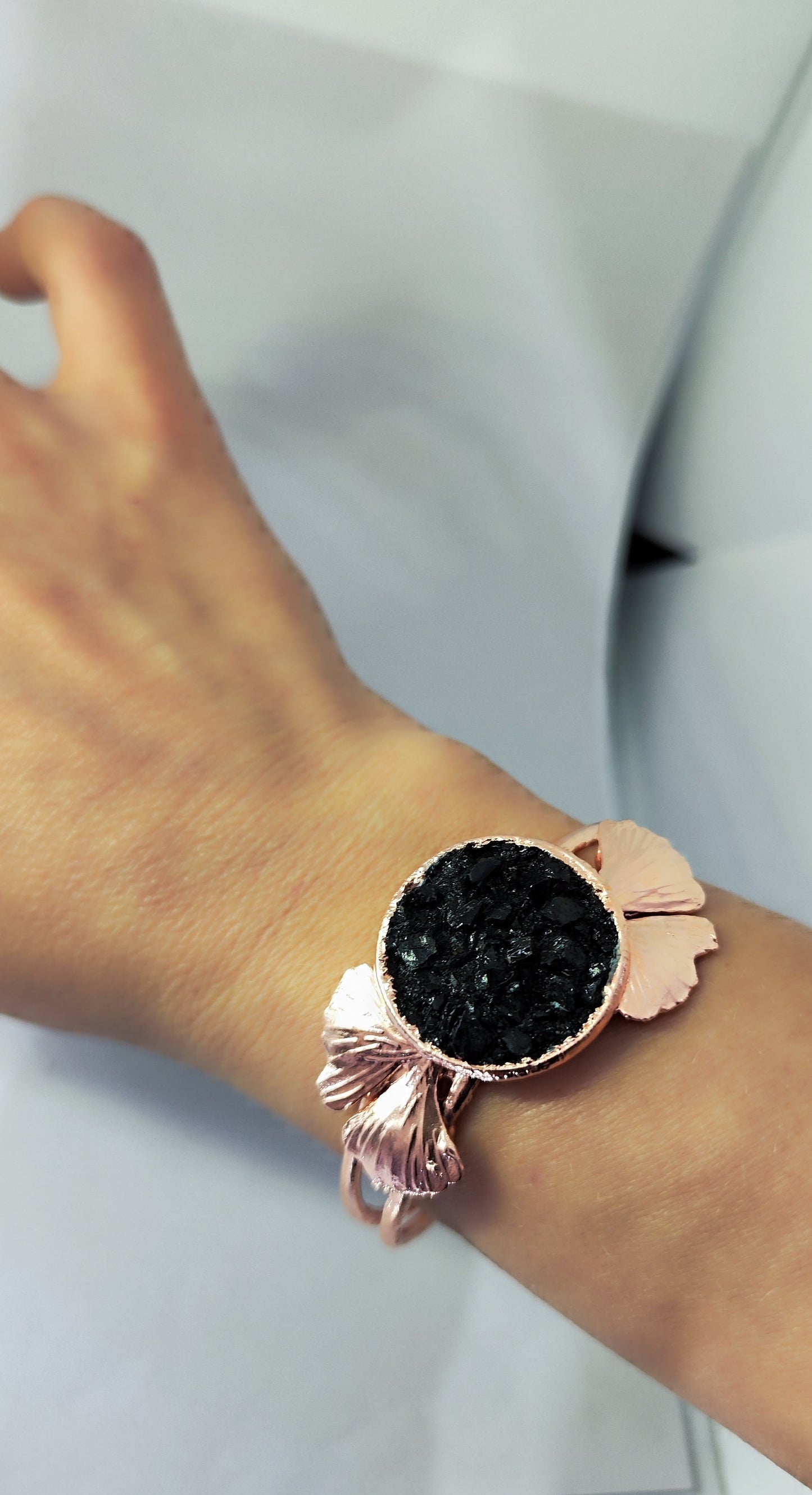 Nakit iz premoga KUOLMi, baker, premog, earrings set etsy longdrop copper luxury love black large handmade for oval face brands bridal got modern natural rosegold silver unique european jewelry kpop nz pinterest shop type titanium charmsuhani viseči veliki kirurško jeklo rože roza ročno delo antialergijski medicinski klip premog kamen premog kuolmi marjeta hribar zapestnica ginko bracelet special gift darilo komplet zapestnica, darilo