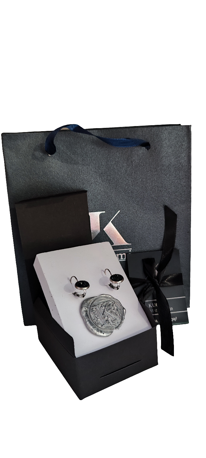 KUOLMi Pikica Hanging Earrings