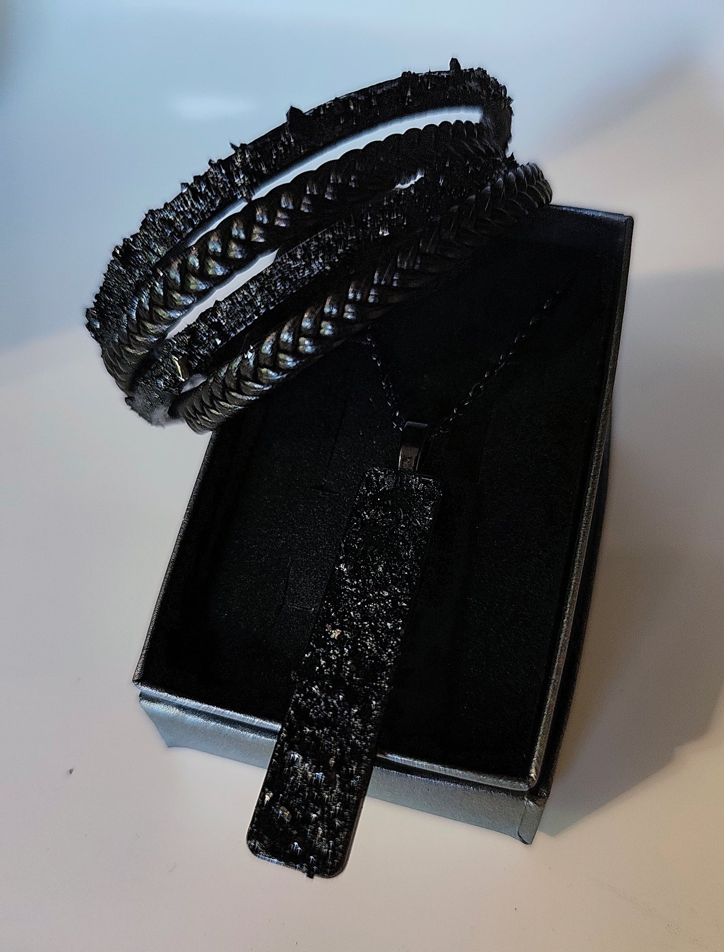 Črna verižica z obeskom Stik je darilo za moškega in ženske vseh stil premog KUOLMi