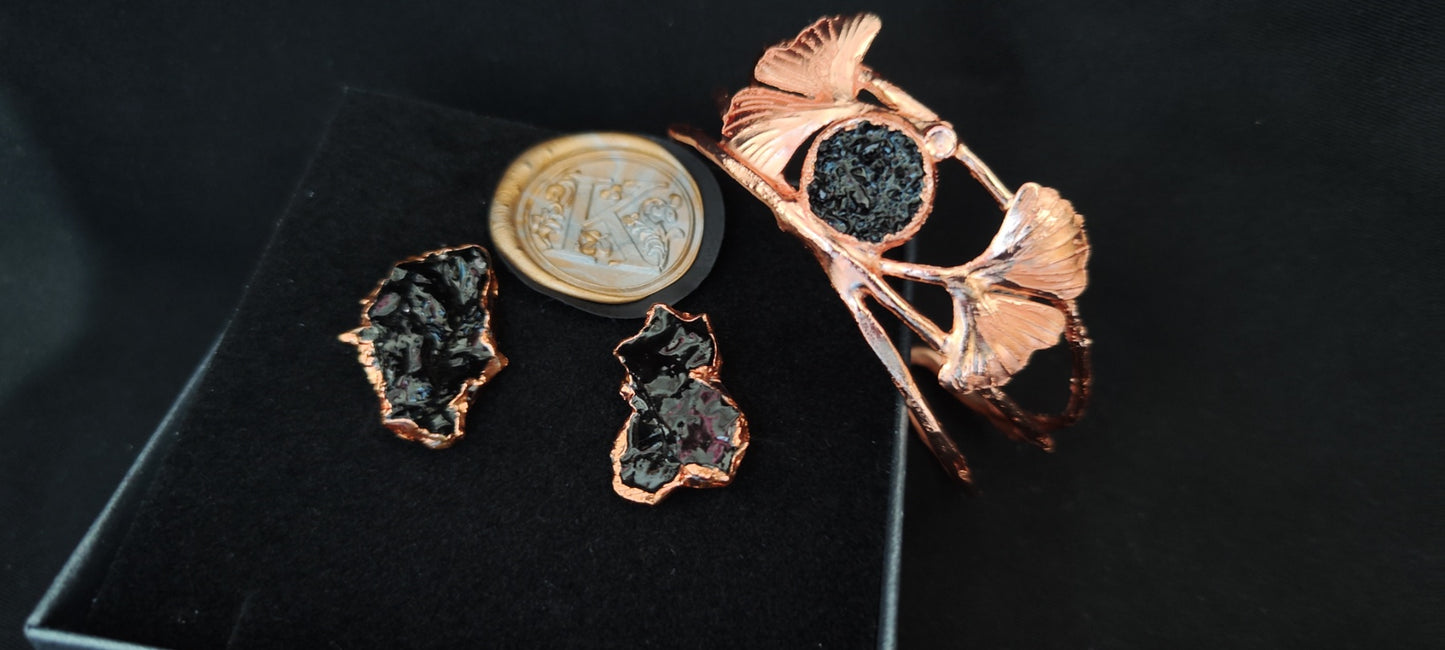 earrings set etsy longdrop copper luxury love black large handmade for oval face brands bridal got modern natural rosegold silver unique european jewelry kpop nz pinterest shop type titanium charmsuhani viseči veliki kirurško jeklo rože roza ročno delo antialergijski medicinski klip premog kamen premog kuolmi marjeta hribar zapestnica ginko bracelet special gift darilo komplet