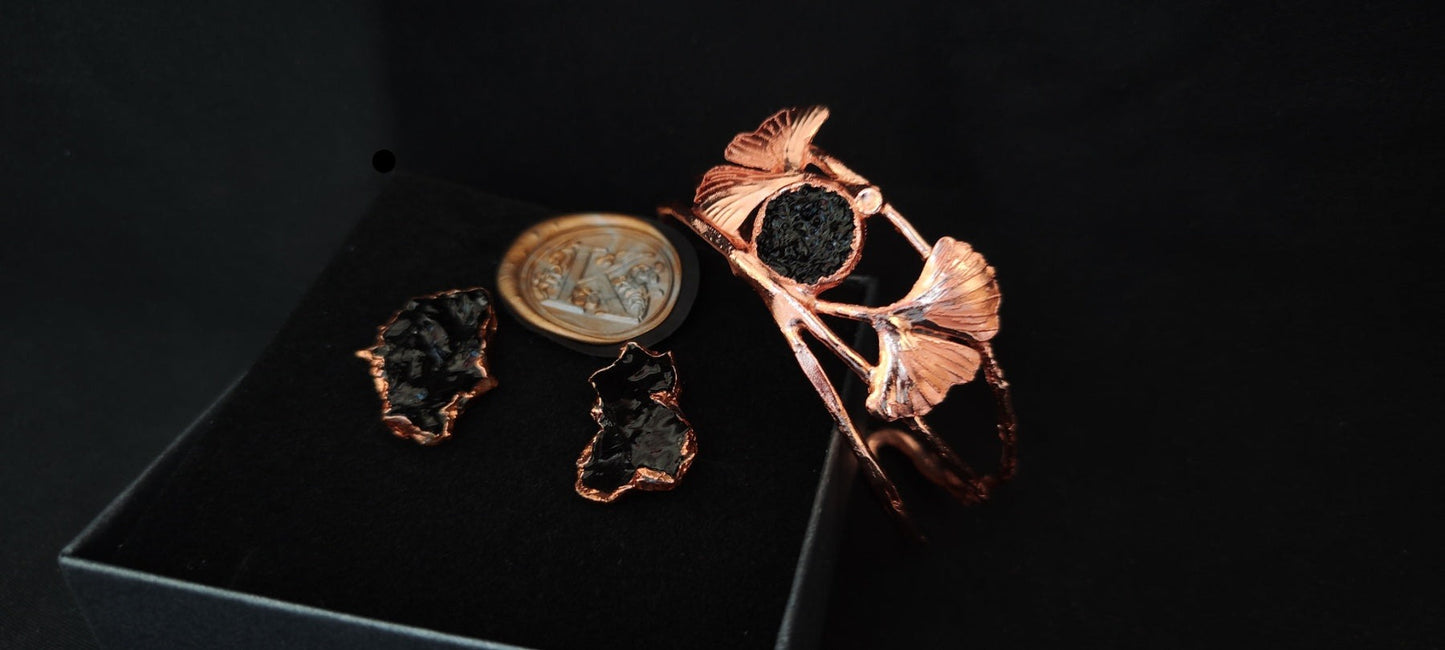 earrings set etsy longdrop copper luxury love black large handmade for oval face brands bridal got modern natural rosegold silver unique european jewelry kpop nz pinterest shop type titanium charms uhani viseči veliki kirurško jeklo rože roza ročno delo antialergijski medicinski klip premog kamen premog kuolmi marjeta hribar zapestnica ginko bracelet special gift darilo komplet