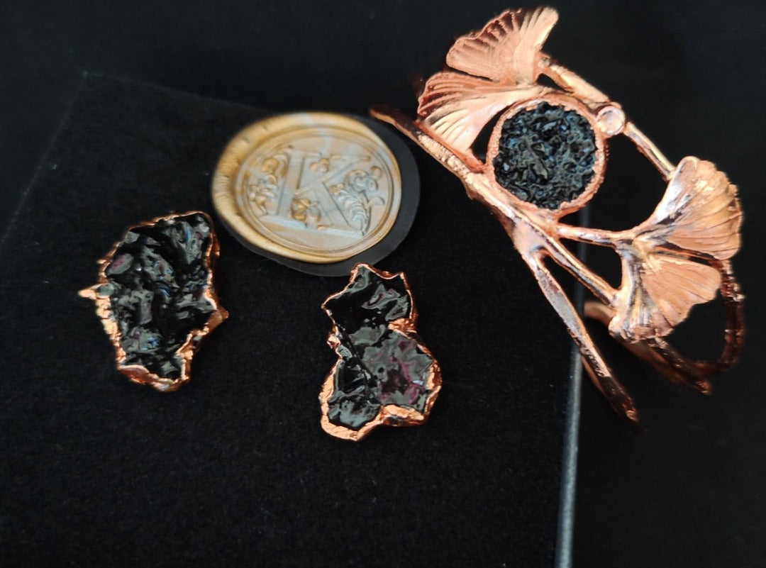 earrings set etsy longdrop copper luxury love black large handmade for oval face brands bridal got modern natural rosegold silver unique european jewelry kpop nz pinterest shop type titanium charmsuhani viseči veliki kirurško jeklo rože roza ročno delo antialergijski medicinski klip premog kamen premog kuolmi marjeta hribar zapestnica ginko bracelet special gift darilo komplet rože roze charms jewellry natural