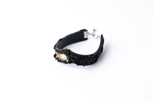 KUOLMi Gold bracelet