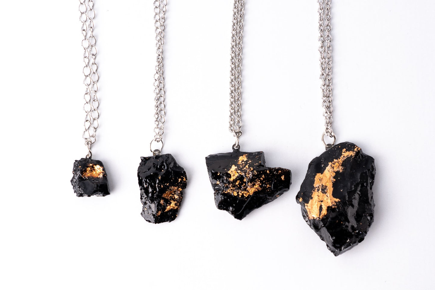 This beautiful necklace combines an edgy attitude and a contemporary feel. A perfect mix of styles and very comfortable to wear. Wear it in black or white for the subtle and stylish upgrade of the styling. Try it in rich, solid colors, too, because it is going to look awesome with a red or purple blouse. With this necklace, winter sweaters won’t be boring anymore, and in summer try it on a simple top. Just don’t save it for special occasions. Because the special occasion is every day!
