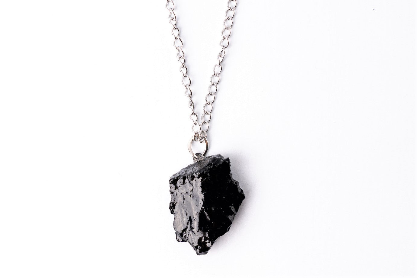 This beautiful necklace combines an edgy attitude and a contemporary feel. A perfect mix of styles and very comfortable to wear. Wear it in black or white for the subtle and stylish upgrade of the styling. Try it in rich, solid colors, too, because it is going to look awesome with a red or purple blouse. With this necklace, winter sweaters won’t be boring anymore, and in summer try it on a simple top. Just don’t save it for special occasions. Because the special occasion is every day!