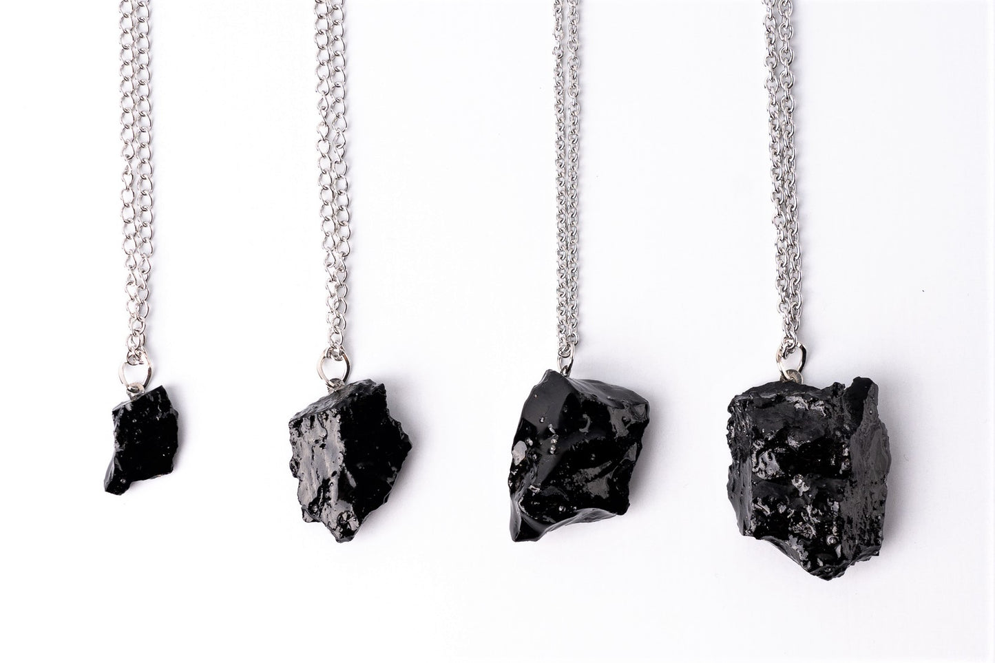 This beautiful necklace combines an edgy attitude and a contemporary feel. A perfect mix of styles and very comfortable to wear. Wear it in black or white for the subtle and stylish upgrade of the styling. Try it in rich, solid colors, too, because it is going to look awesome with a red or purple blouse. With this necklace, winter sweaters won’t be boring anymore, and in summer try it on a simple top. Just don’t save it for special occasions. Because the special occasion is every day!