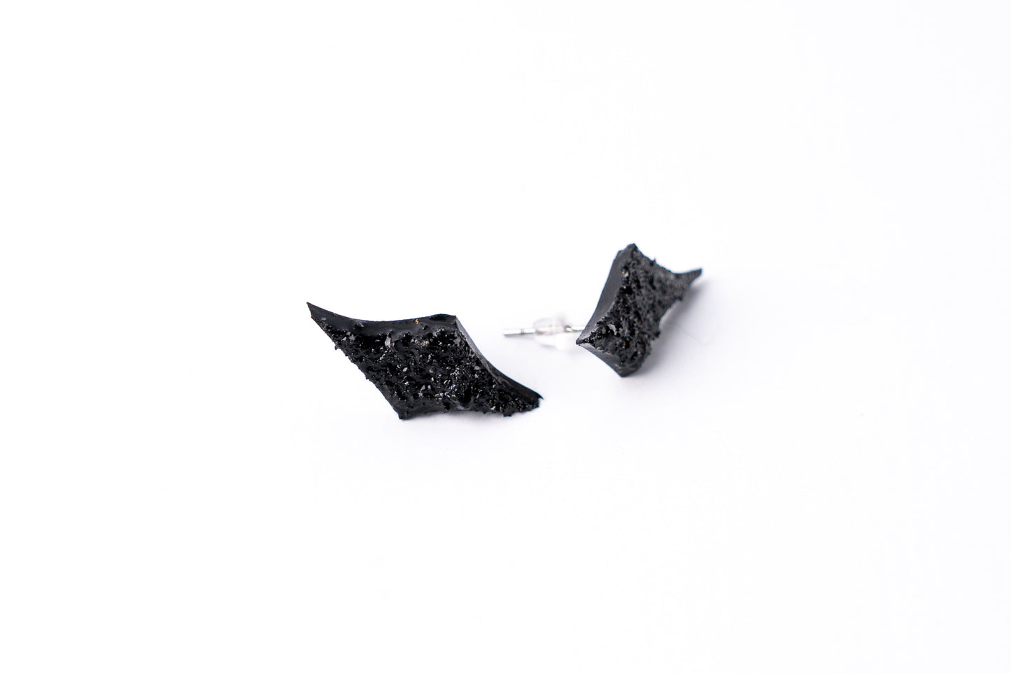 earrings, earrings set, etsy, butterfly, charms, stainless steel, for oval face, long drop, luxury, love, large, black, brands, bridal, big, modern, violet, gold, silver, black, rosegold, round, round face, unique, european, clip on, handmade, jewelry, jewellry, kpop, nz, pinterest, shop, sunflower, type, titanium, uhani, viseči, srebrni, zlati, vijolični, kirursko jeklo, za pripet, rože, roze, roza, ročno delo, antialergijski, medicinski, kamen, naravni, narava, belo zlato, premog, kuolmi, marjeta hribar,