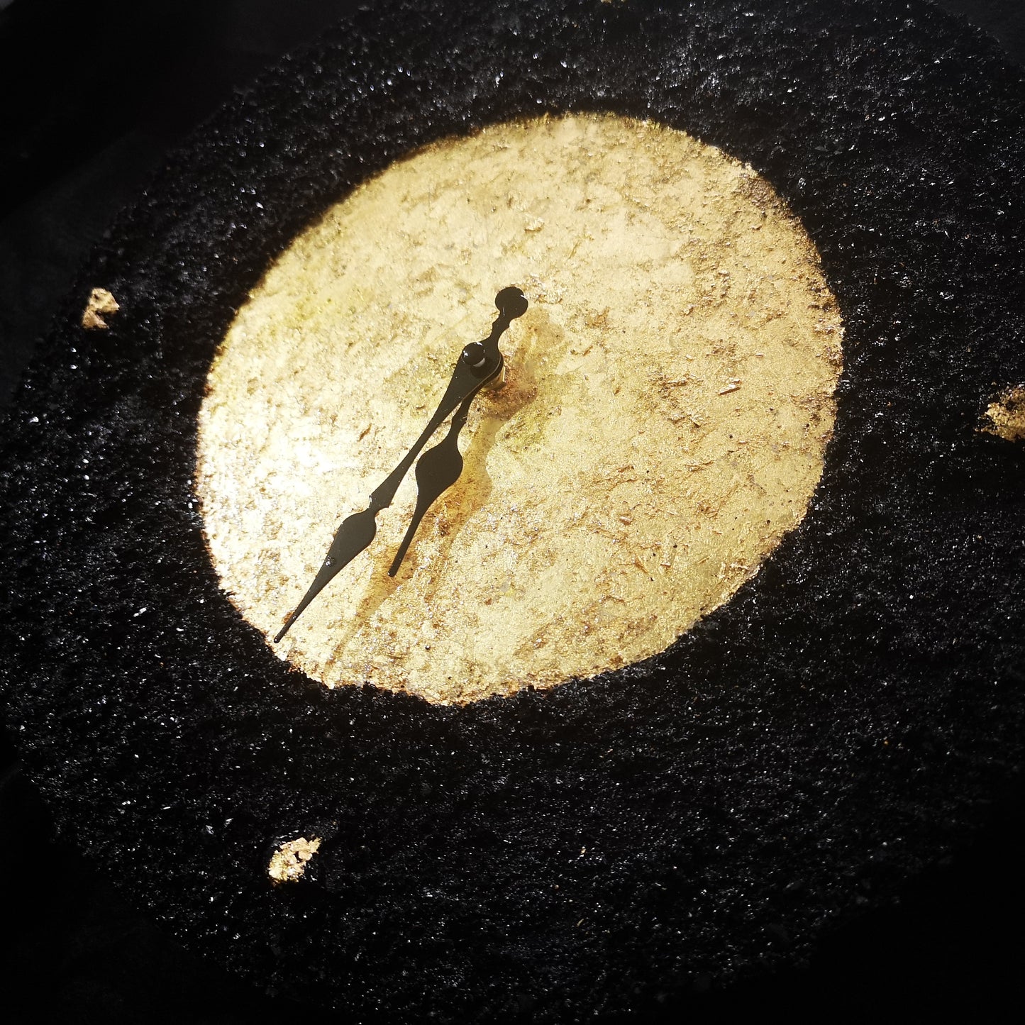 Kuolmi wall clock