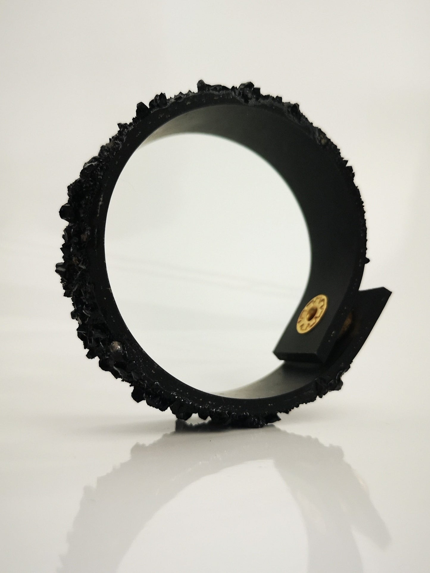 KUOLMi Simple Button Bracelet