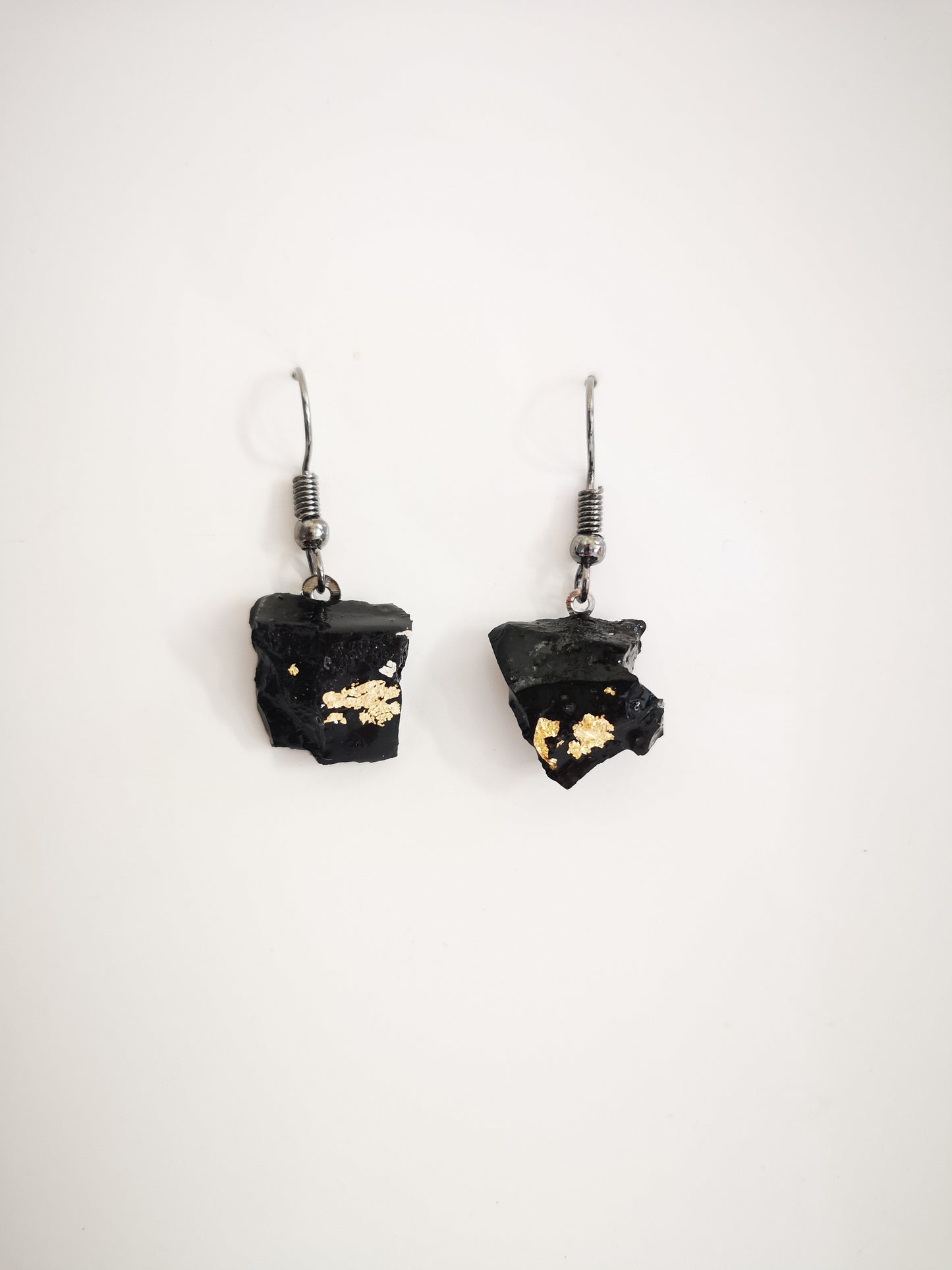 earrings, earrings set, etsy, butterfly, charms, stainless steel, for oval face, long drop, luxury, love, large, black, brands, bridal, big, modern, violet, gold, silver, black, rosegold, round, round face, unique, european, clip on, handmade, jewelry, jewellry, kpop, nz, pinterest, shop, sunflower, type, titanium, uhani, viseči, srebrni, zlati, vijolični, kirursko jeklo, za pripet, rože, roze, roza, ročno delo, antialergijski, medicinski, kamen, naravni, narava, belo zlato, premog, kuolmi, marjeta hribar,