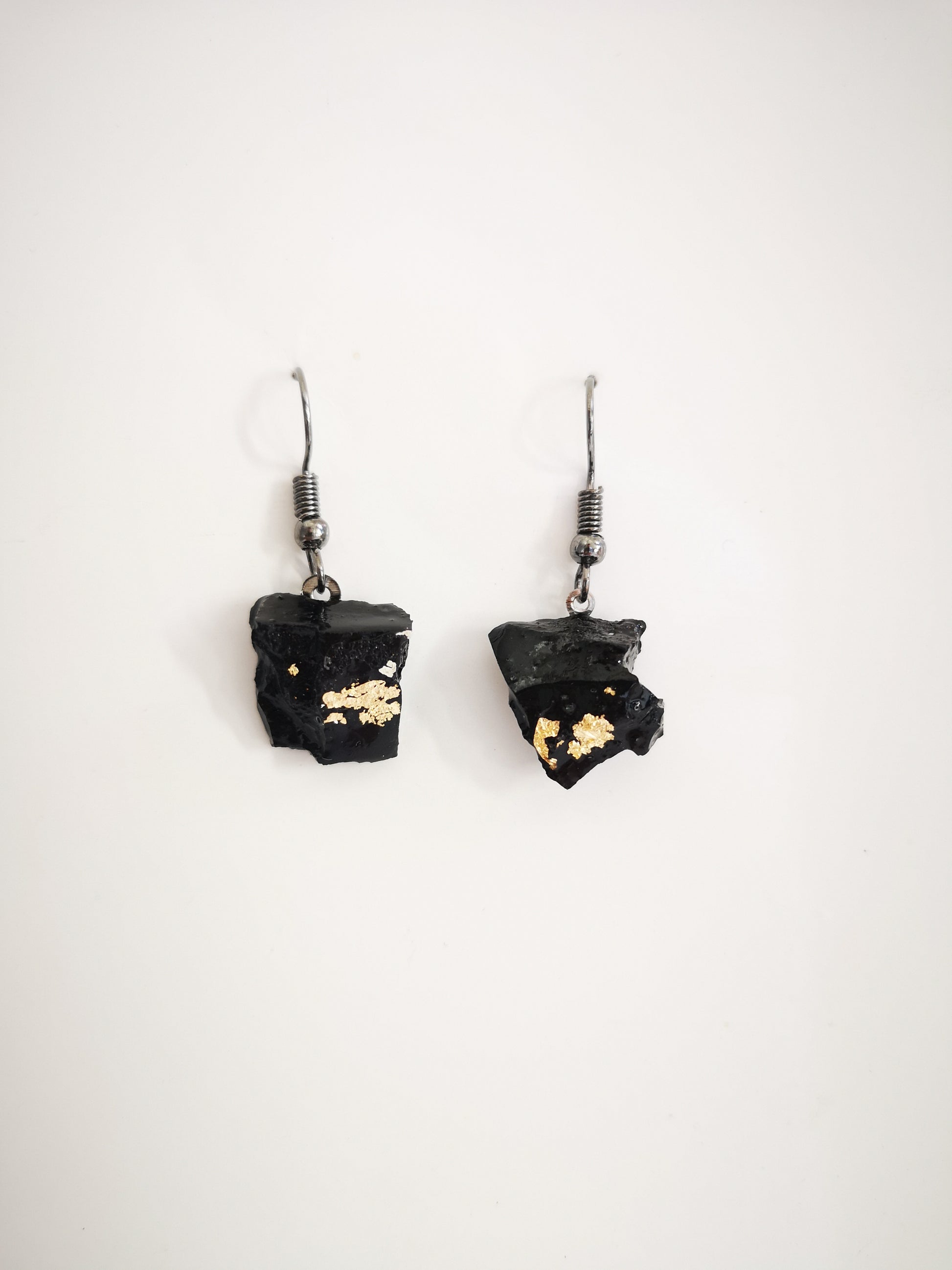 earrings, earrings set, etsy, butterfly, charms, stainless steel, for oval face, long drop, luxury, love, large, black, brands, bridal, big, modern, violet, gold, silver, black, rosegold, round, round face, unique, european, clip on, handmade, jewelry, jewellry, kpop, nz, pinterest, shop, sunflower, type, titanium, uhani, viseči, srebrni, zlati, vijolični, kirursko jeklo, za pripet, rože, roze, roza, ročno delo, antialergijski, medicinski, kamen, naravni, narava, belo zlato, premog, kuolmi, marjeta hribar,