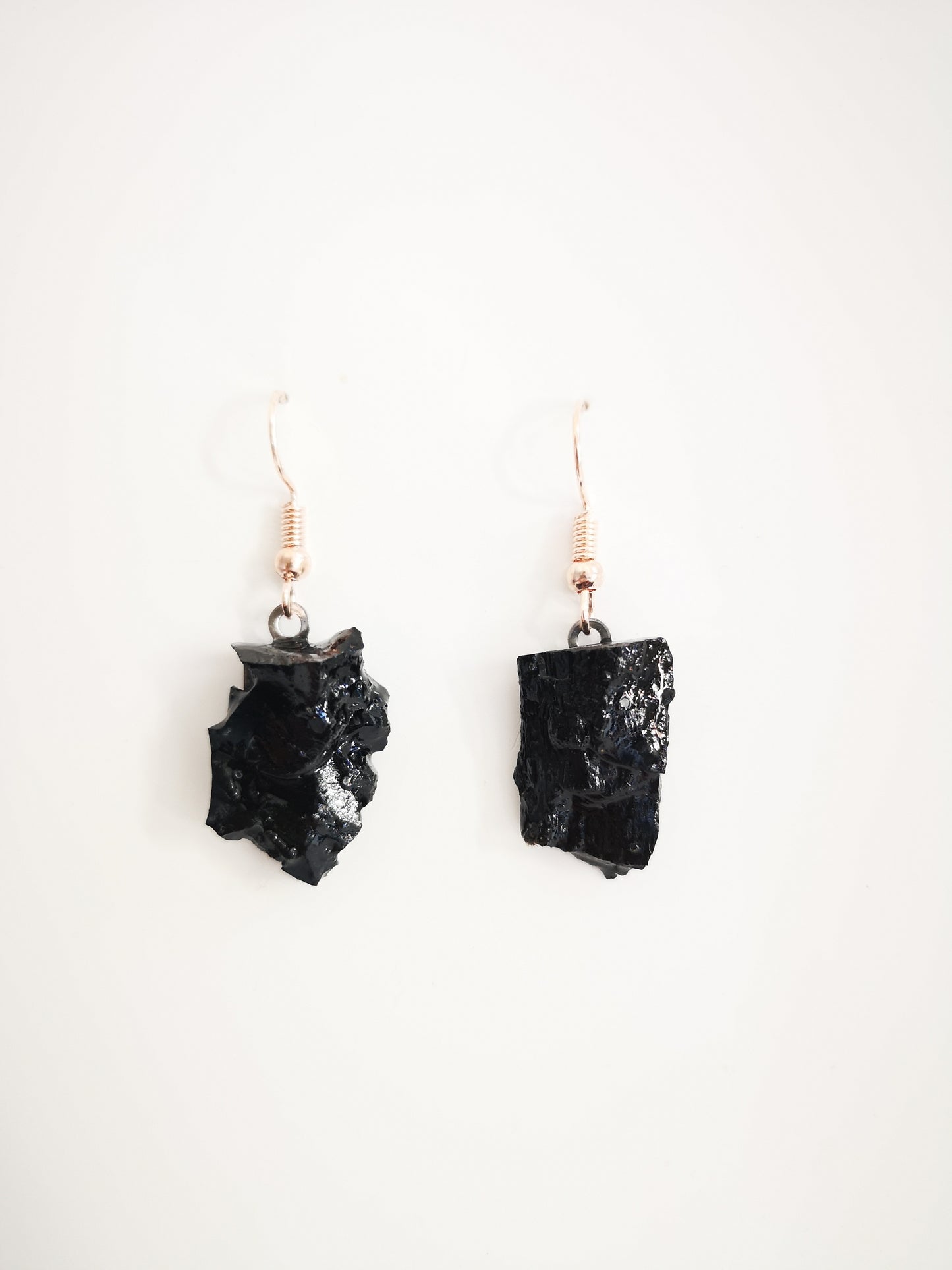 earrings, earrings set, etsy, butterfly, charms, stainless steel, for oval face, long drop, luxury, love, large, black, brands, bridal, big, modern, violet, gold, silver, black, rosegold, round, round face, unique, european, clip on, handmade, jewelry, jewellry, kpop, nz, pinterest, shop, sunflower, type, titanium, uhani, viseči, srebrni, zlati, vijolični, kirursko jeklo, za pripet, rože, roze, roza, ročno delo, antialergijski, medicinski, kamen, naravni, narava, belo zlato, premog, kuolmi, marjeta hribar,