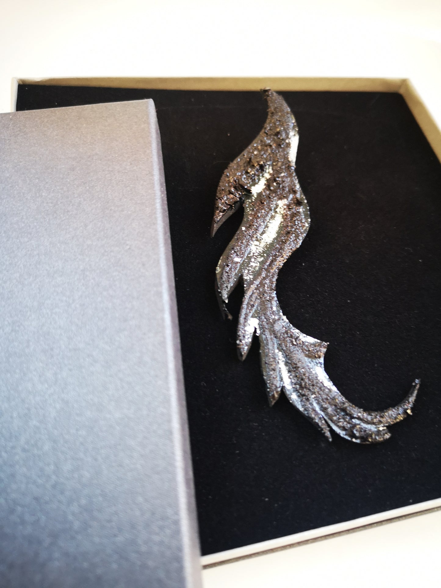 KUOLMi Feather Brooch