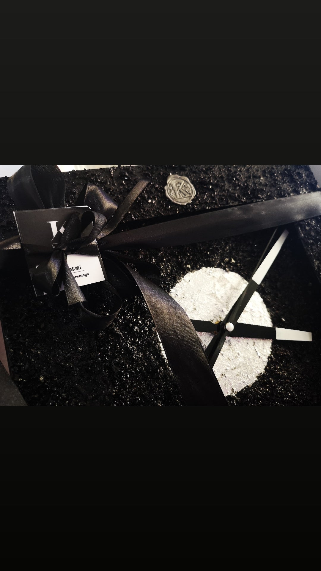 Kuolmi wall clock