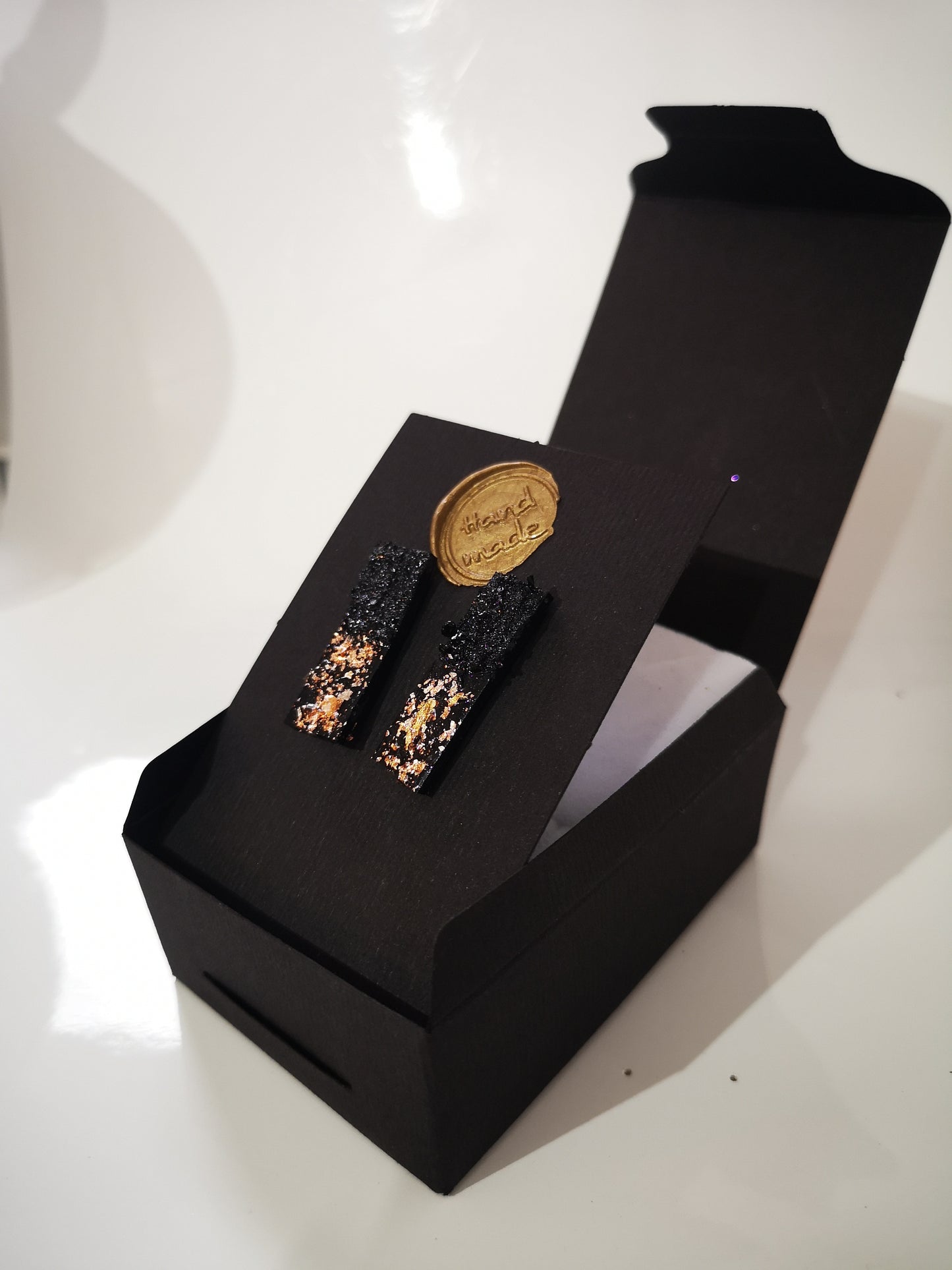 earrings, earrings set, etsy, butterfly, charms, stainless steel, for oval face, long drop, luxury, love, large, black, brands, bridal, big, modern, violet, gold, silver, black, rosegold, round, round face, unique, european, clip on, handmade, jewelry, jewellry, kpop, nz, pinterest, shop, sunflower, type, titanium, uhani, viseči, srebrni, zlati, vijolični, kirursko jeklo, za pripet, rože, roze, roza, ročno delo, antialergijski, medicinski, kamen, naravni, narava, belo zlato, premog, kuolmi, marjeta hribar,