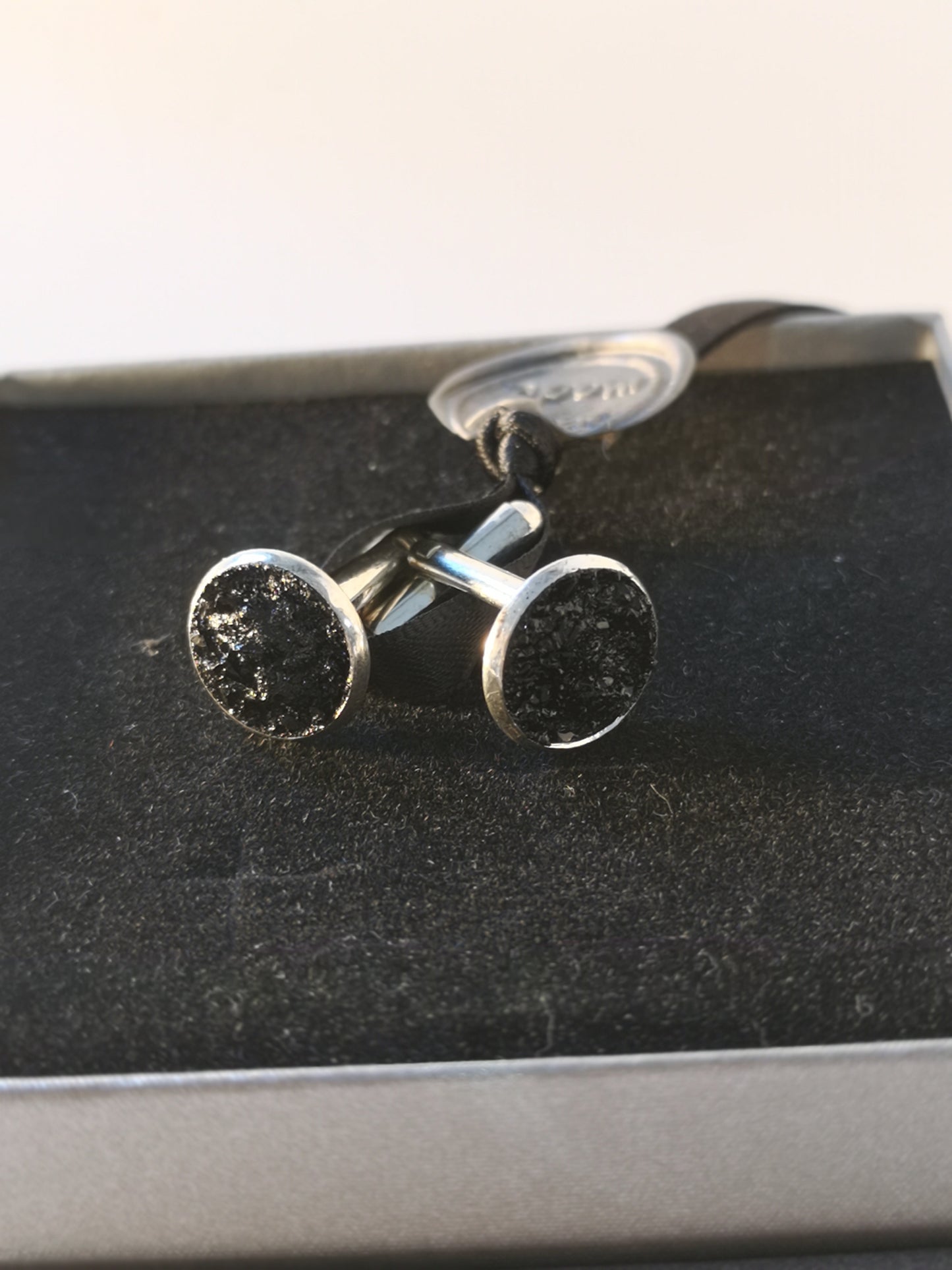 KUOLMi Veles cufflinks