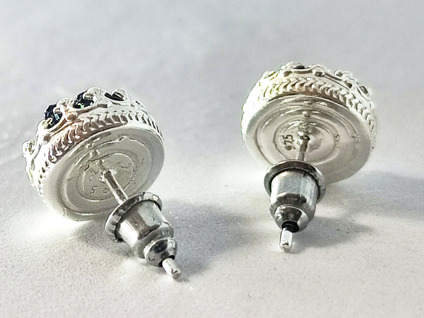 earrings, earrings set, etsy, butterfly, charms, stainless steel, for oval face, long drop, luxury, love, large, black, brands, bridal, big, modern, violet, gold, silver, black, rosegold, round, round face, unique, european, clip on, handmade, jewelry, jewellry, kpop, nz, pinterest, shop, sunflower, type, titanium, uhani, viseči, srebrni, zlati, vijolični, kirursko jeklo, za pripet, rože, roze, roza, ročno delo, antialergijski, medicinski, kamen, naravni, narava, belo zlato, premog, kuolmi, marjeta hribar,