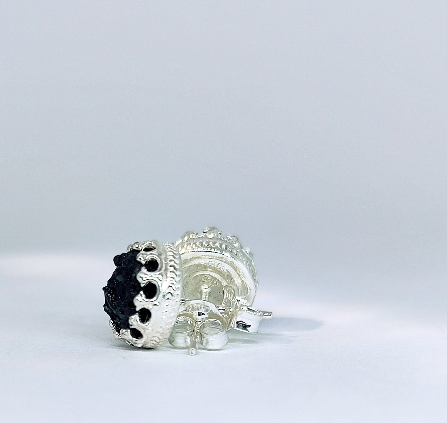 earrings, earrings set, etsy, butterfly, charms, stainless steel, for oval face, long drop, luxury, love, large, black, brands, bridal, big, modern, violet, gold, silver, black, rosegold, round, round face, unique, european, clip on, handmade, jewelry, jewellry, kpop, nz, pinterest, shop, sunflower, type, titanium, uhani, viseči, srebrni, zlati, vijolični, kirursko jeklo, za pripet, rože, roze, roza, ročno delo, antialergijski, medicinski, kamen, naravni, narava, belo zlato, premog, kuolmi, marjeta hribar,