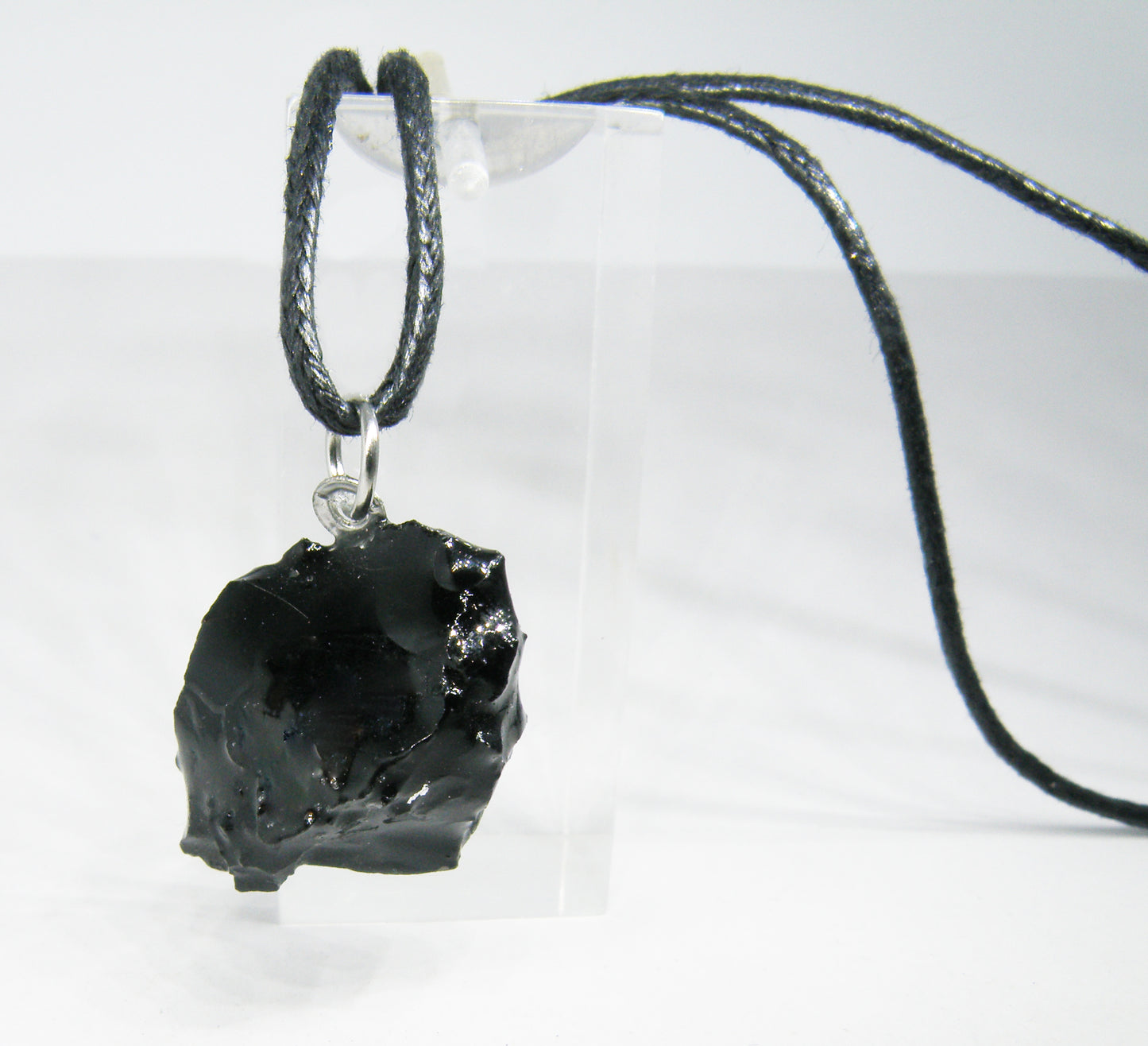 KUOLMi cord necklace