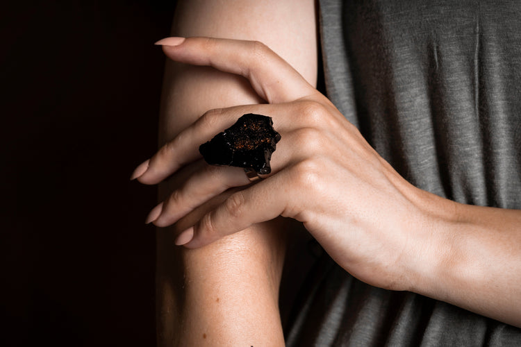 prstan, ring, coal, marjeta hribar, premog bubble