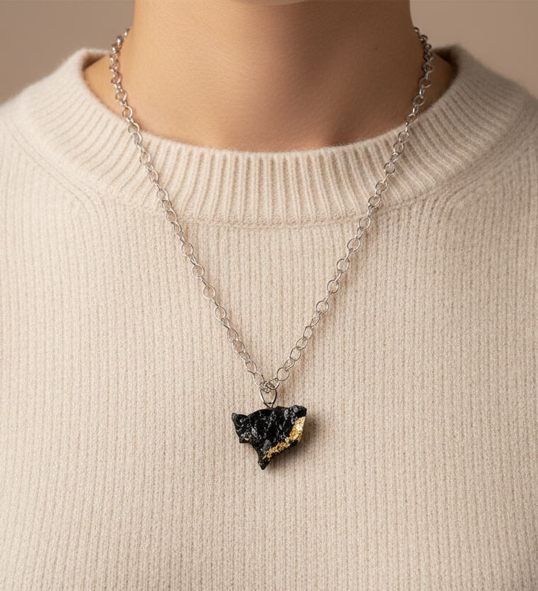 KUOLMi Gold Necklace