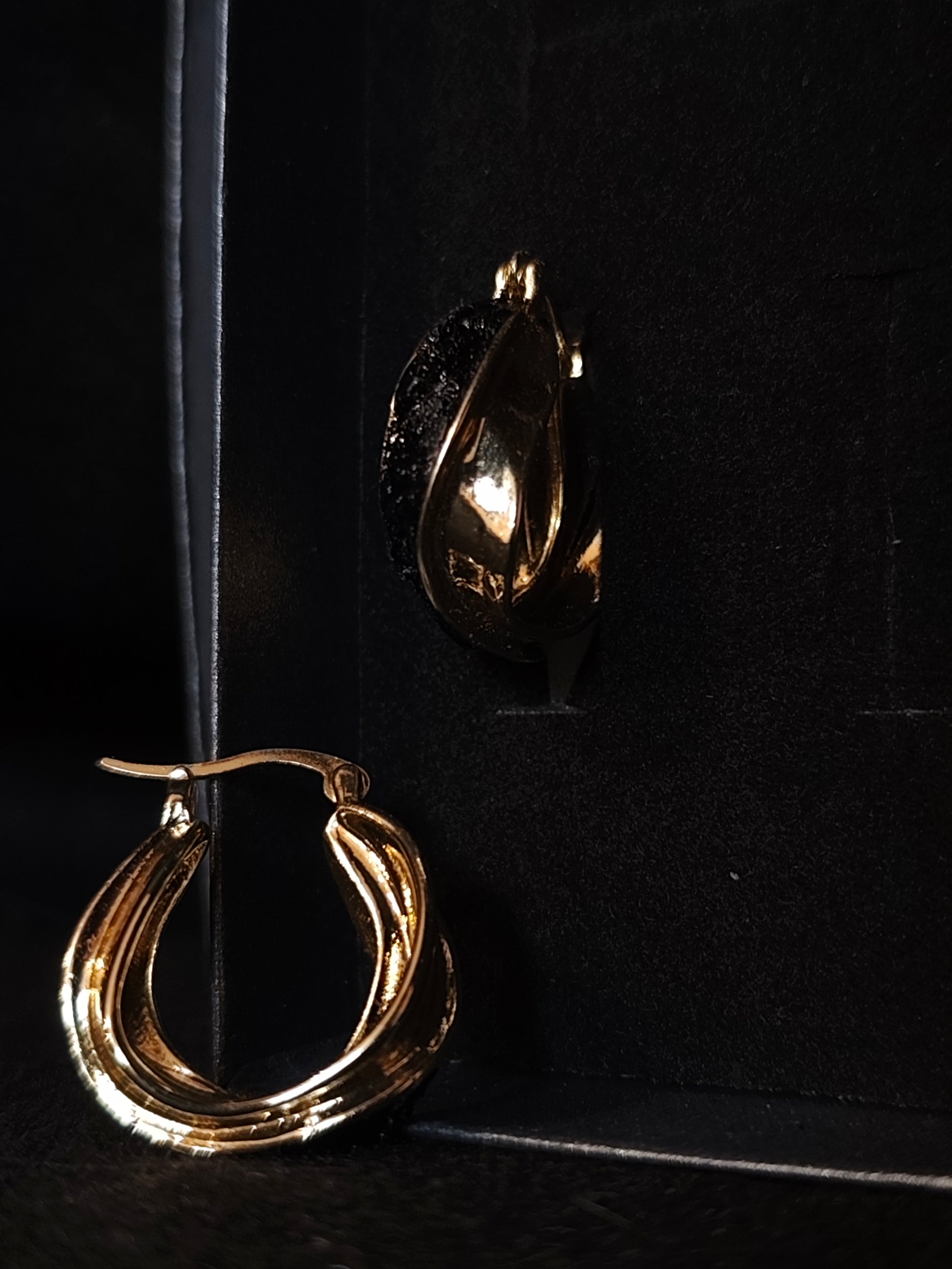 Rinke, earrings with coal, KUOLMi nakit premog 