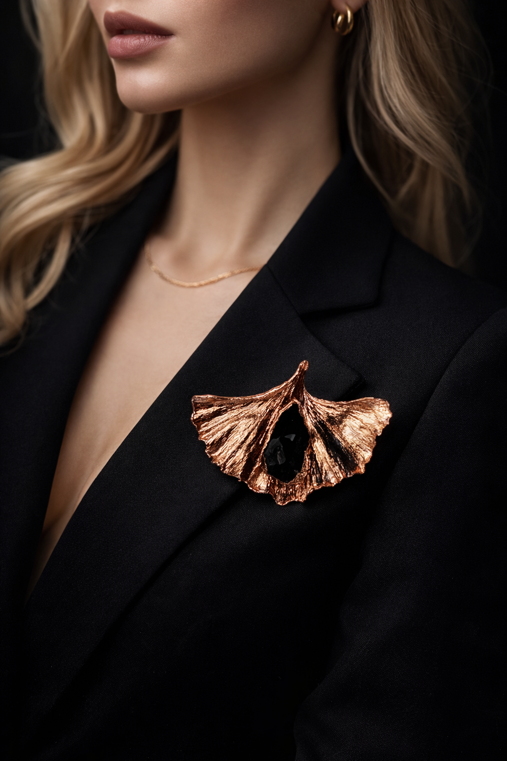 KUOLMi Pineapple brooch