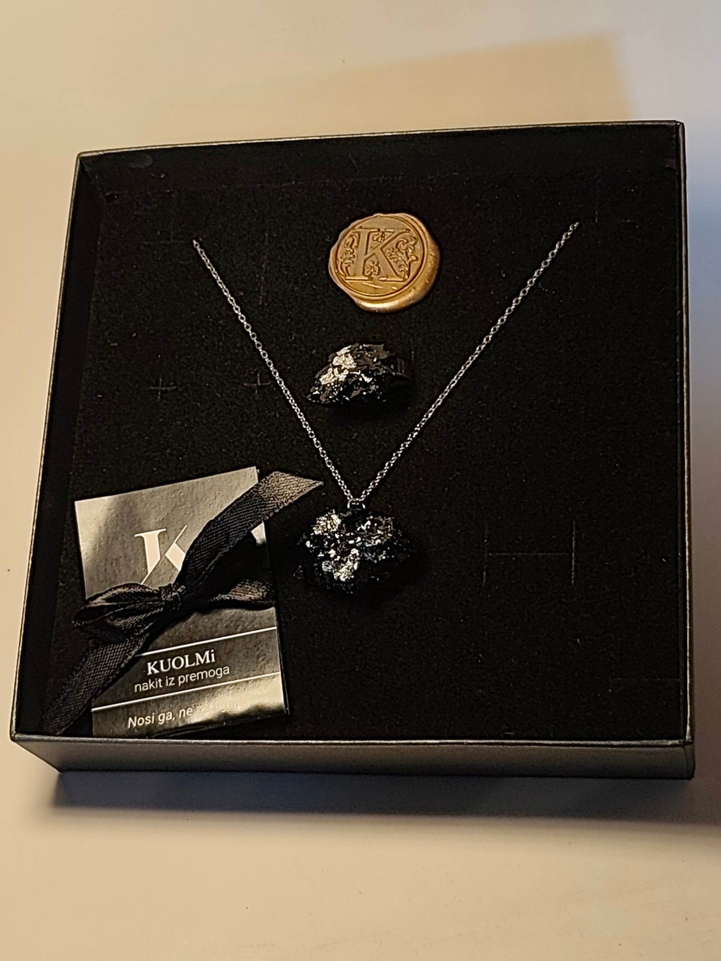 Komplet verižica in prstan