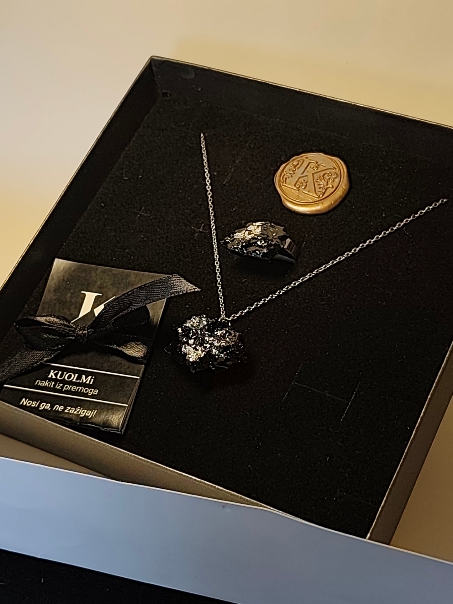 Komplet verižica in prstan